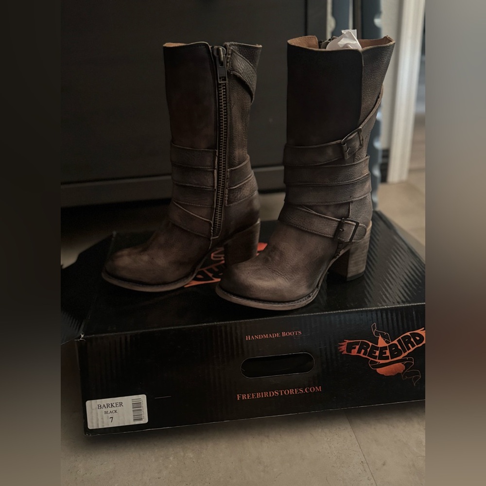 Freebird Barker Black 7 NWB HTF - Picture 7 of 16